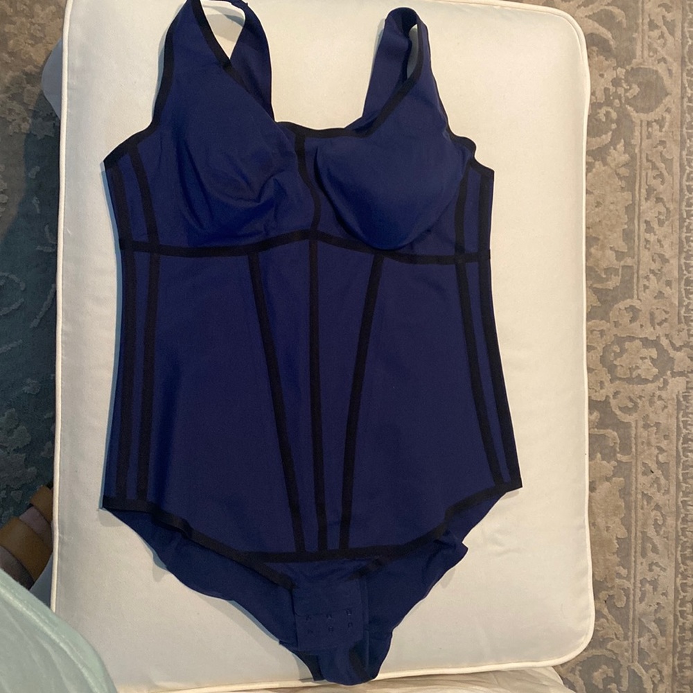 Honeylove “Boldness Bodysuit”- boned shapewear bodysuit